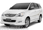 Mobil Toyota Innova Automatic